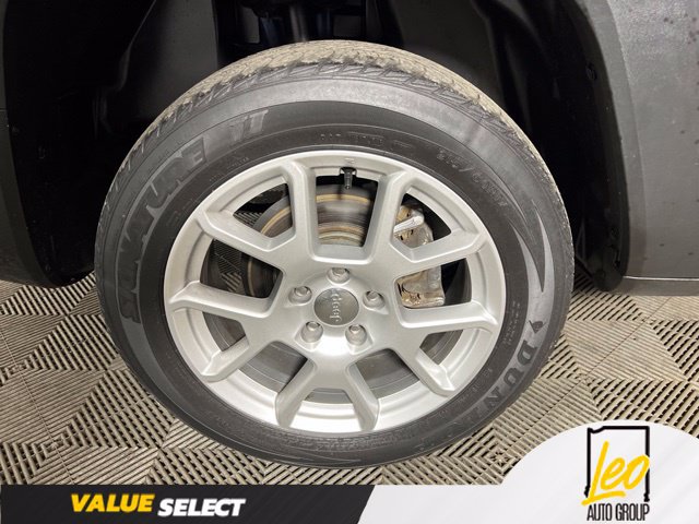 Used 2021 Jeep Renegade Limited w/ Sun & Sound Group AWD/4WD image 18