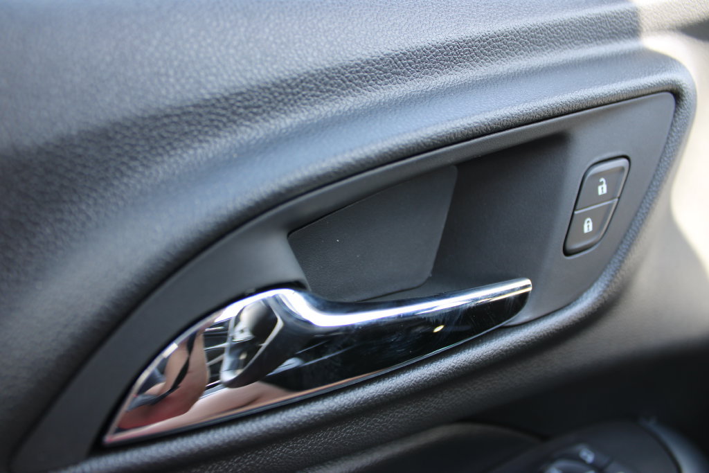 New 2026 Chevrolet Trax LS w/ LS Convenience Package FWD image 50
