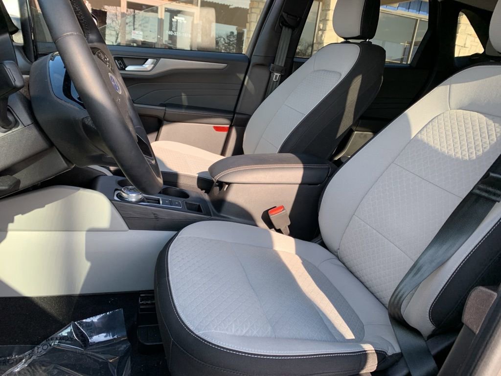 Used 2023 Ford Escape Active w/ Tech Pack #2 image 10