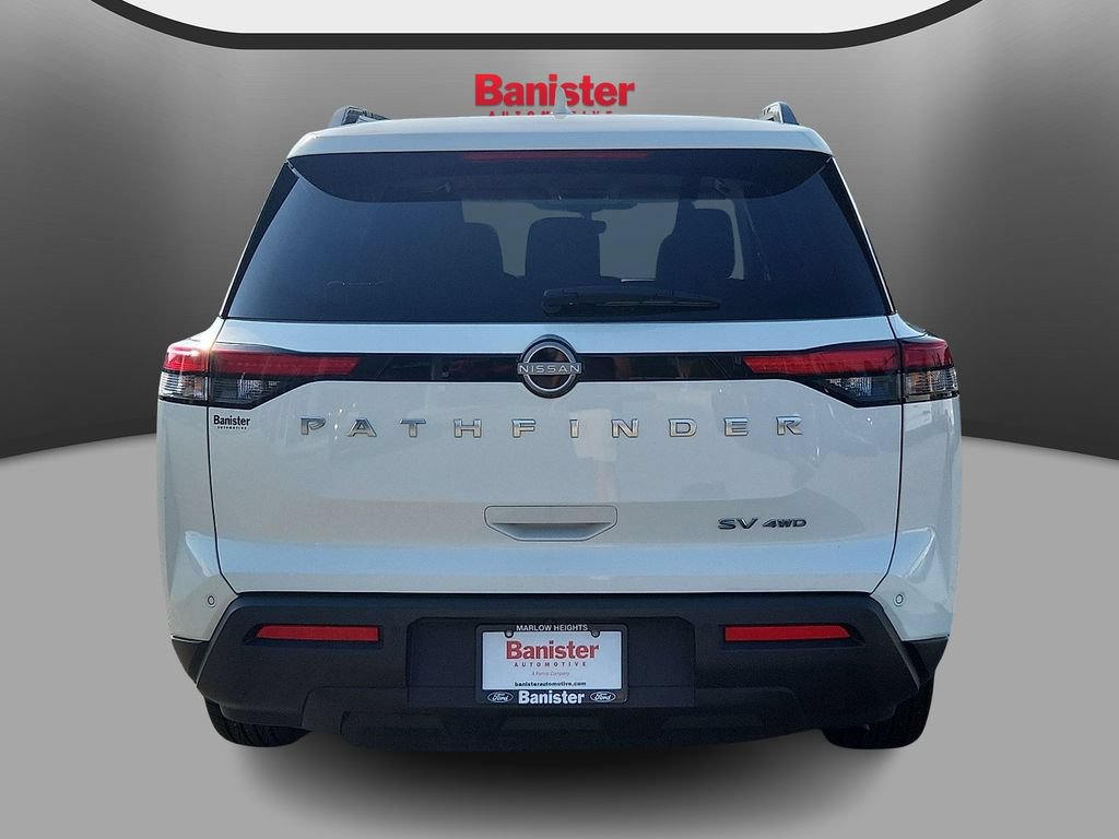 Used 2024 Nissan Pathfinder SV AWD/4WD image 5