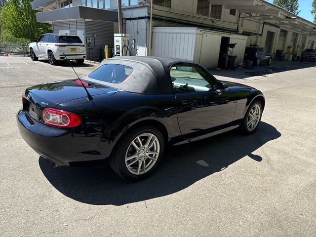 Used 2012 MAZDA MX-5 Miata Sport RWD image 7