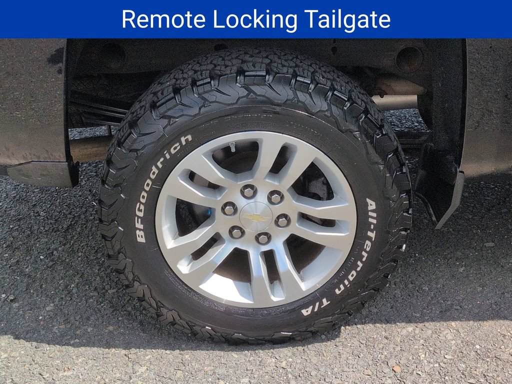 Used 2018 Chevrolet Silverado 1500 LT w/ All Star Edition AWD/4WD image 27