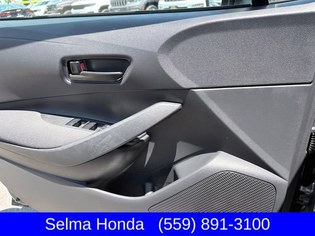 Used 2025 Toyota Corolla LE FWD image 12