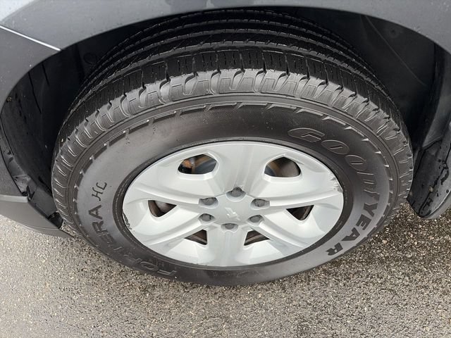 Used 2014 Chevrolet Traverse LS FWD image 10