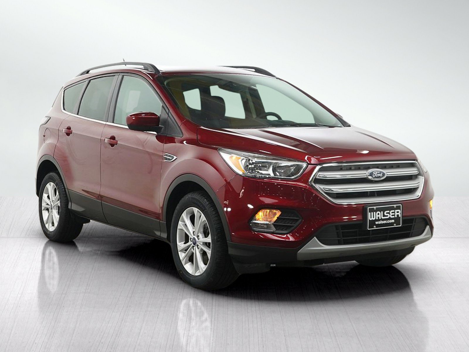 Used 2018 Ford Escape SE w/ SE Sync 3 Package AWD/4WD image 7