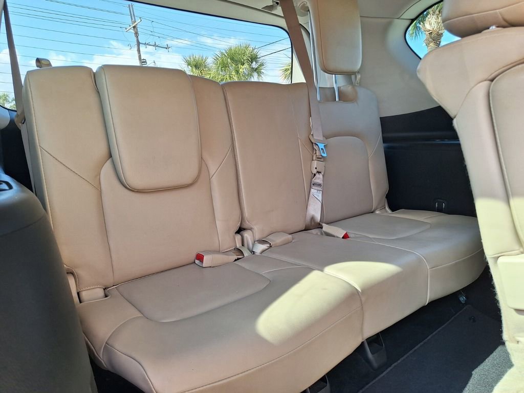Used 2023 Nissan Armada SL image 32