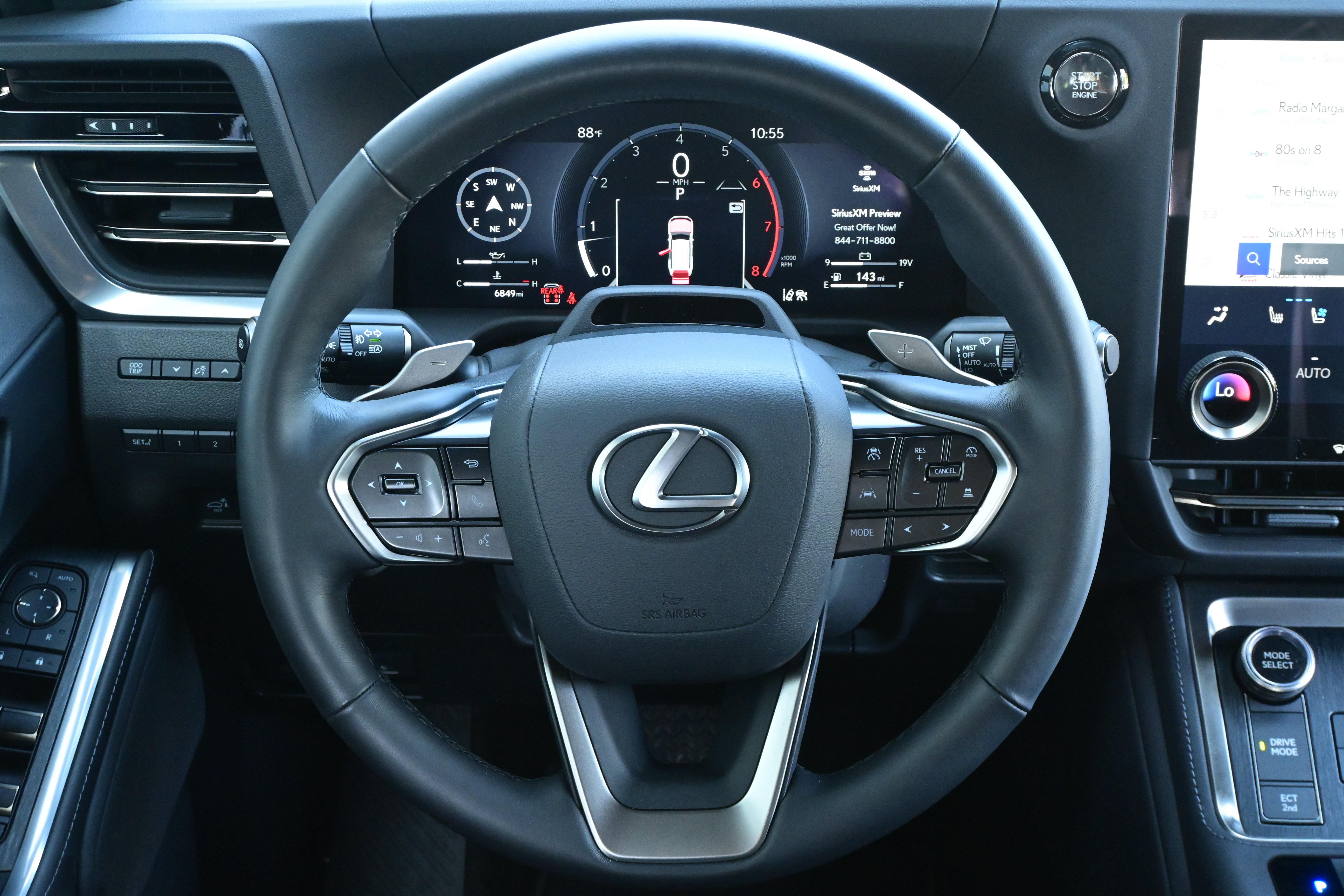 Used 2025 Lexus GX 550 w/ Accessory Package (Z1) AWD/4WD image 17