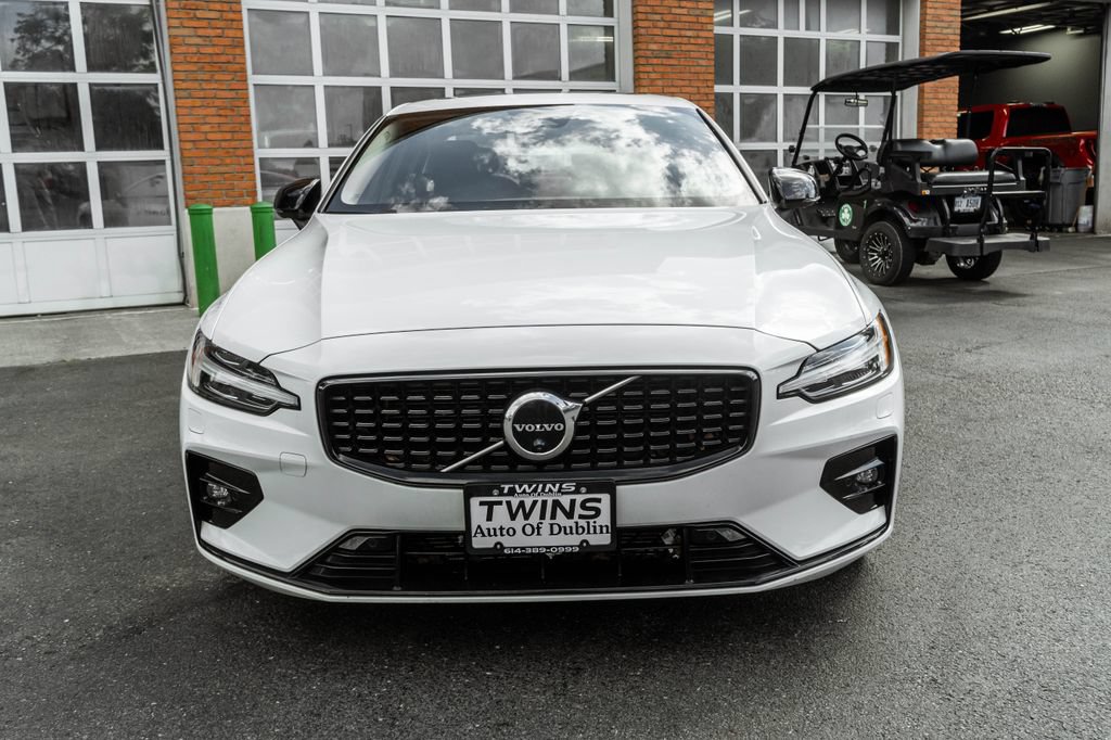 Used 2023 Volvo S60 B5 Plus w/ Climate Package AWD/4WD image 32