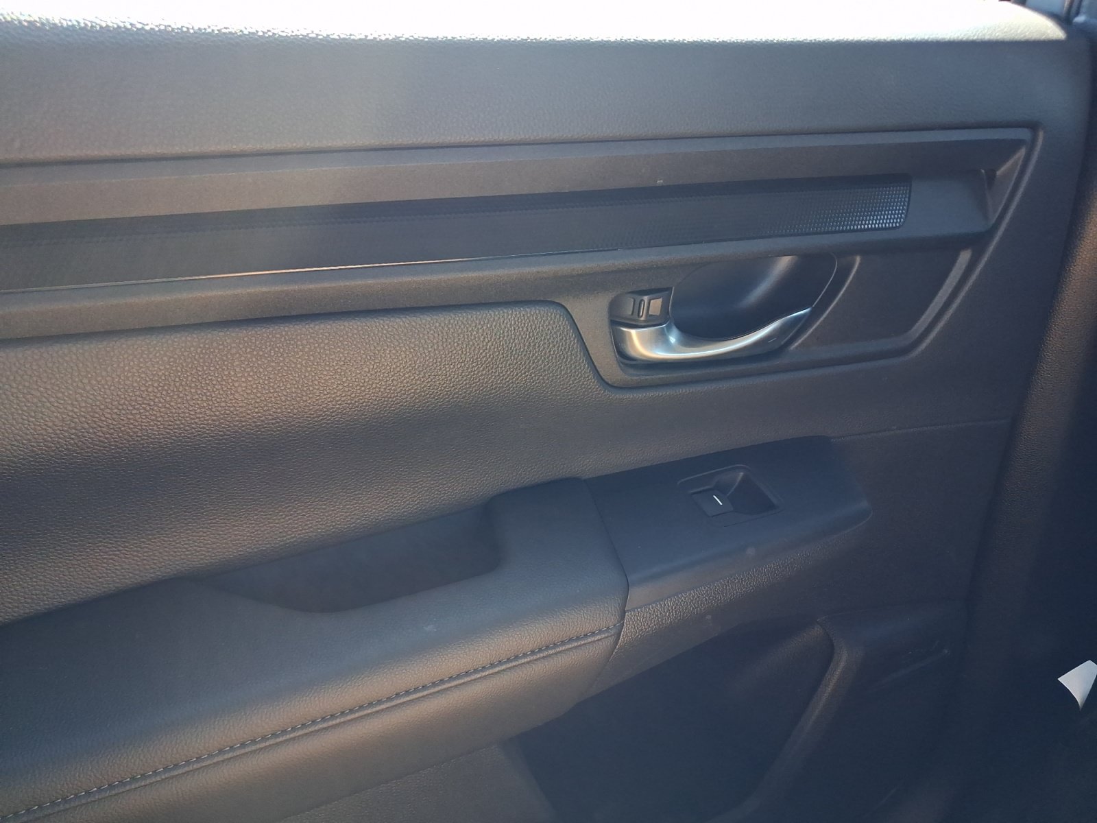 Used 2024 Honda CR-V LX image 19