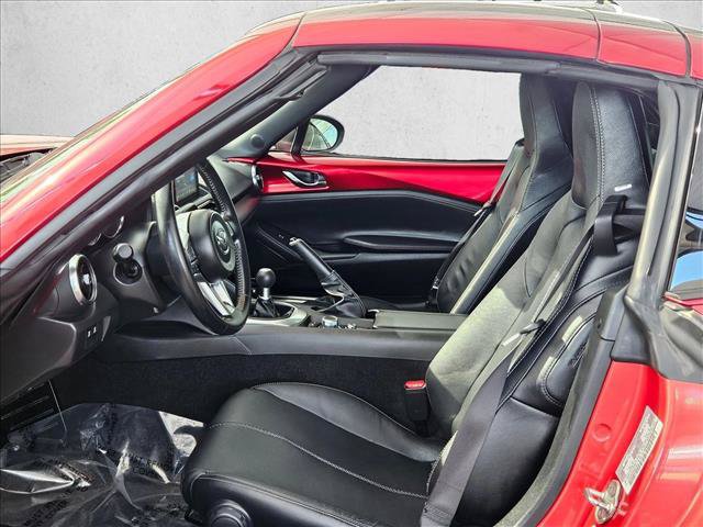 Used 2021 MAZDA MX-5 Miata RF Grand Touring RWD image 15