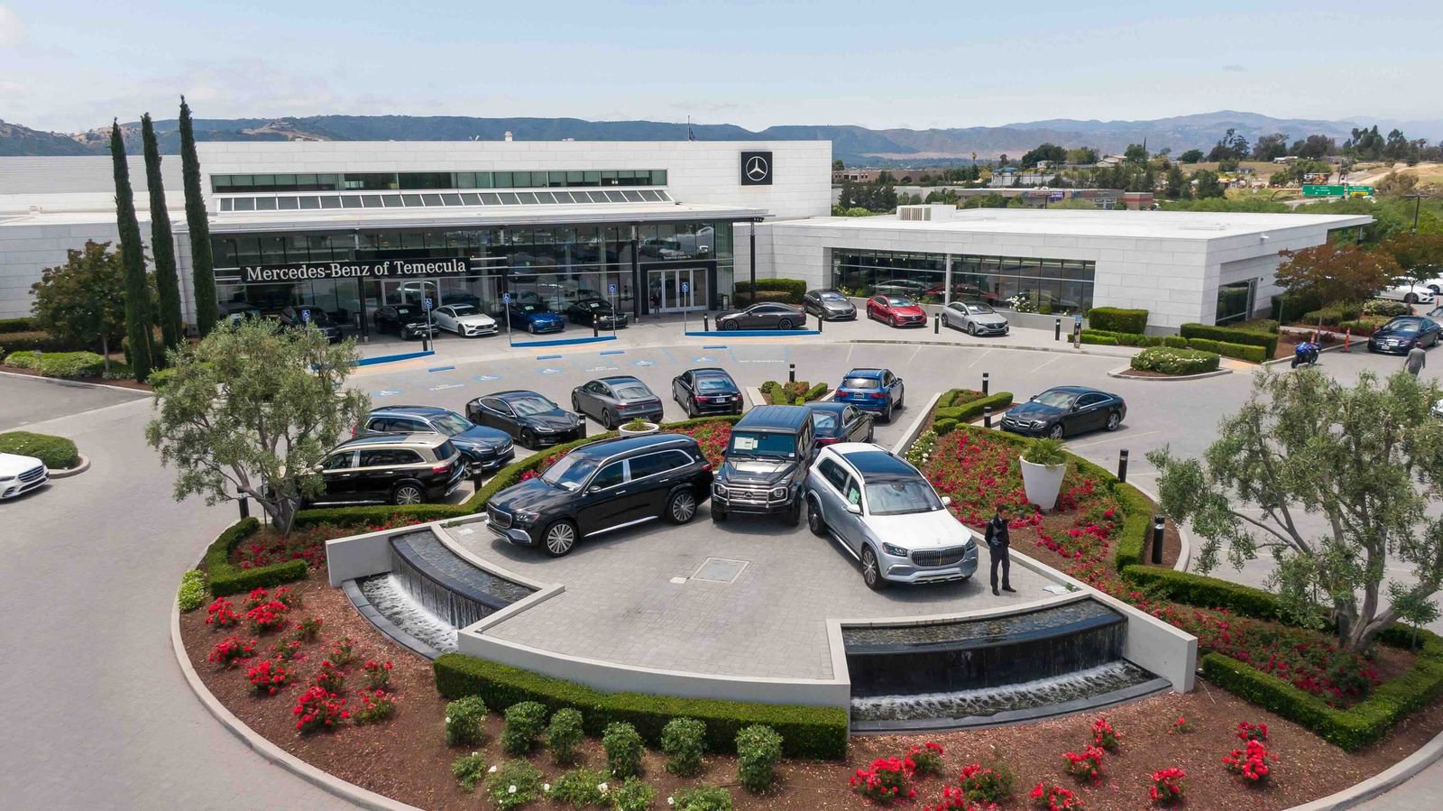 New 2024 Mercedes-Benz EQE 500 4MATIC Sedan image 39