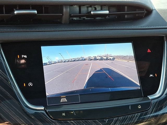 Used 2025 Cadillac XT6 Premium Luxury image 18