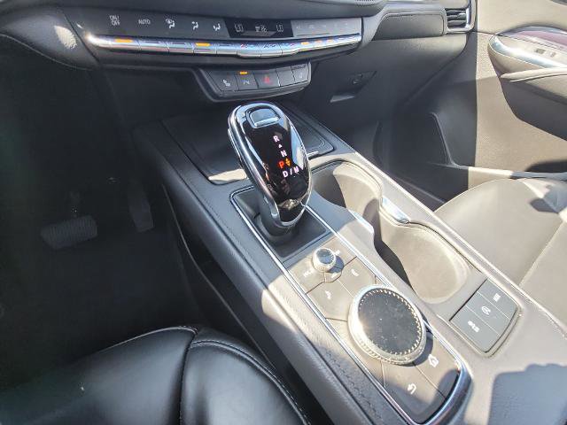 Used 2023 Cadillac XT4 Luxury w/ Cold Weather Package image 15
