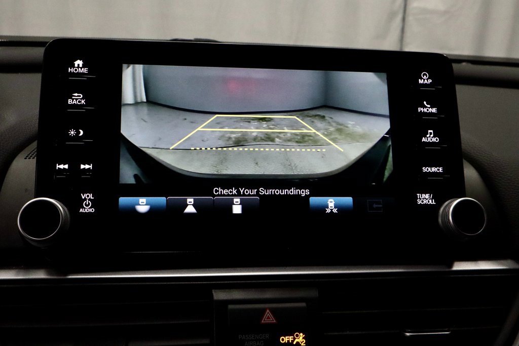 Used 2022 Honda Accord Touring image 2