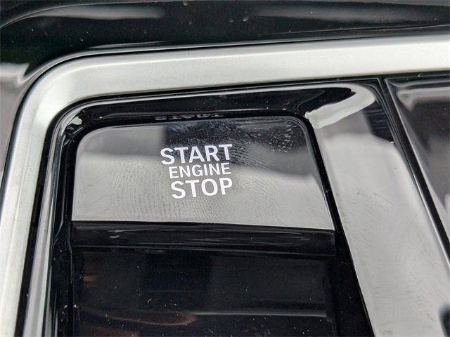 New 2025 BMW 740i image 32