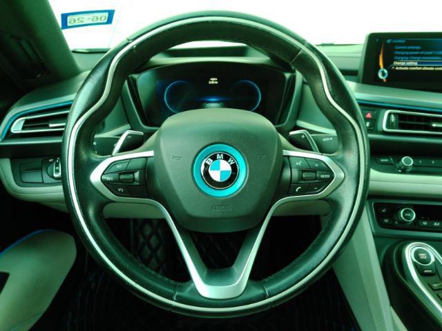 Used 2015 BMW i8 image 28