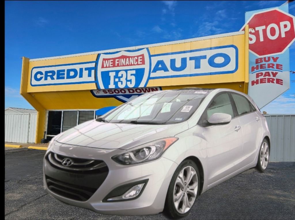 Used 2013 Hyundai Elantra GT w/ Tech Pkg image 1