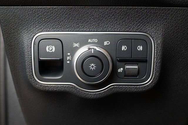 New 2026 Mercedes-Benz GLB 250 4MATIC image 20