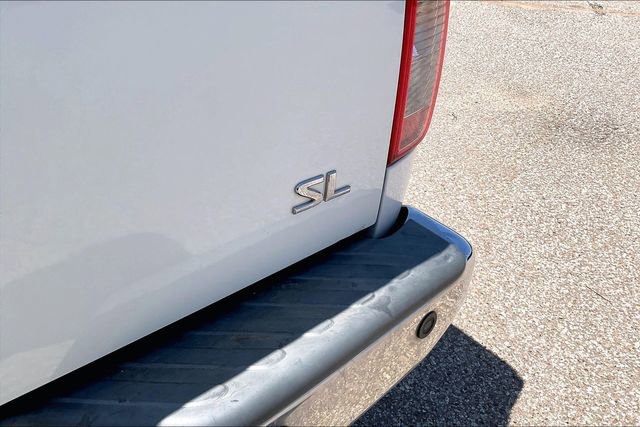 Used 2019 Nissan Frontier SL RWD image 8