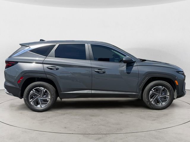 Certified 2026 Hyundai Tucson Blue SE AWD/4WD image 6