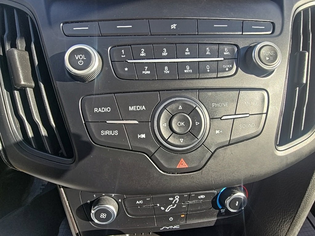 Used 2018 Ford Focus SE image 14