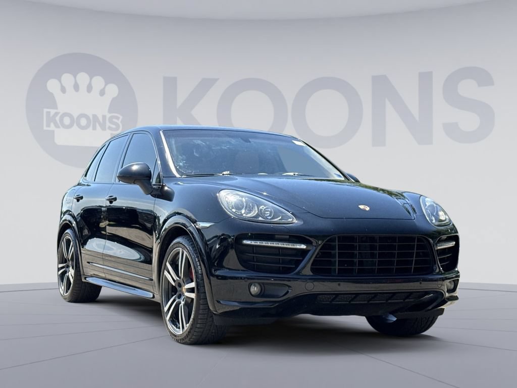 Used 2014 Porsche Cayenne GTS AWD/4WD image 10