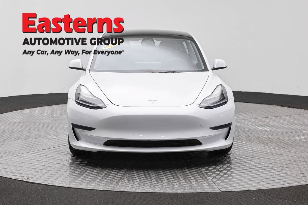 Used 2023 Tesla Model 3 Standard Range RWD image 2