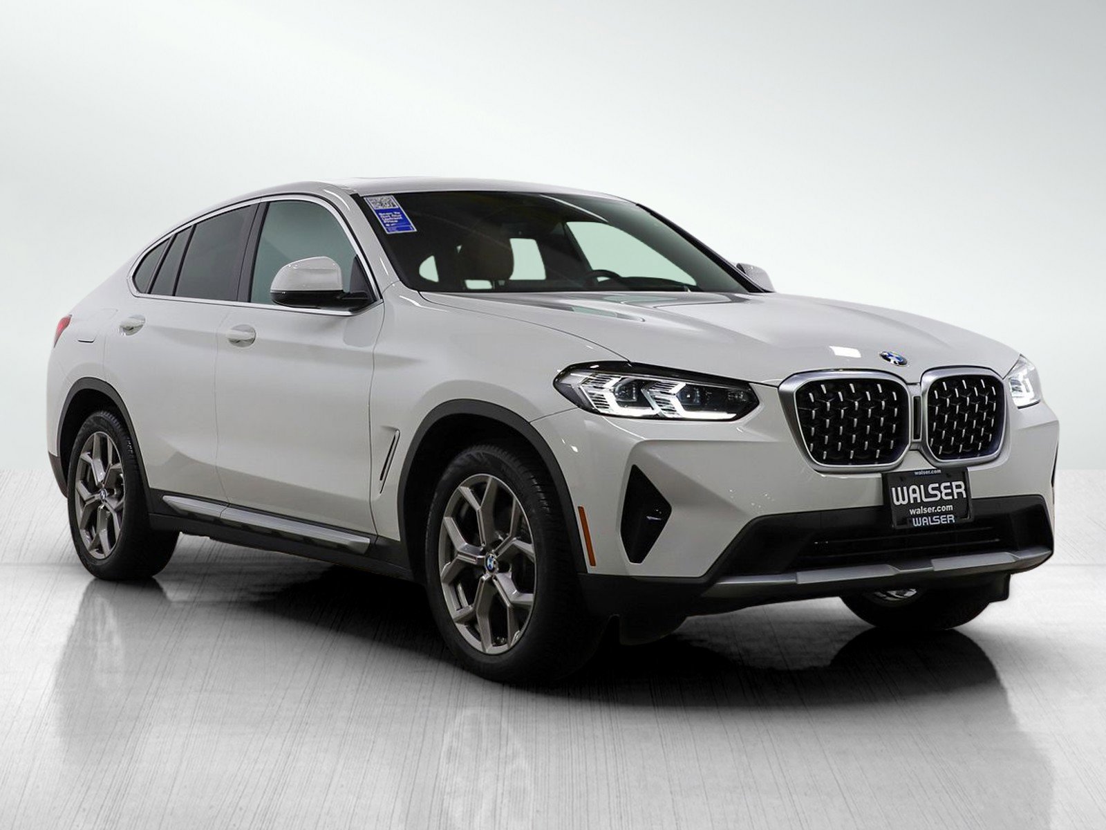 Used 2022 BMW X4 xDrive30i w/ Convenience Package AWD/4WD image 8