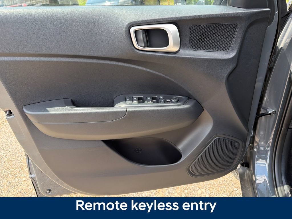 New 2026 Hyundai Venue SEL FWD image 11