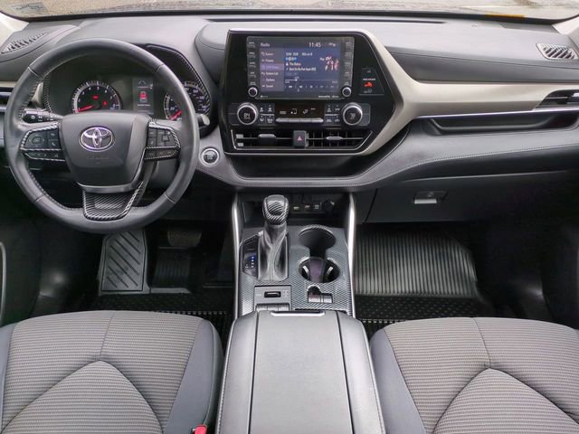 Used 2021 Toyota Highlander LE image 15