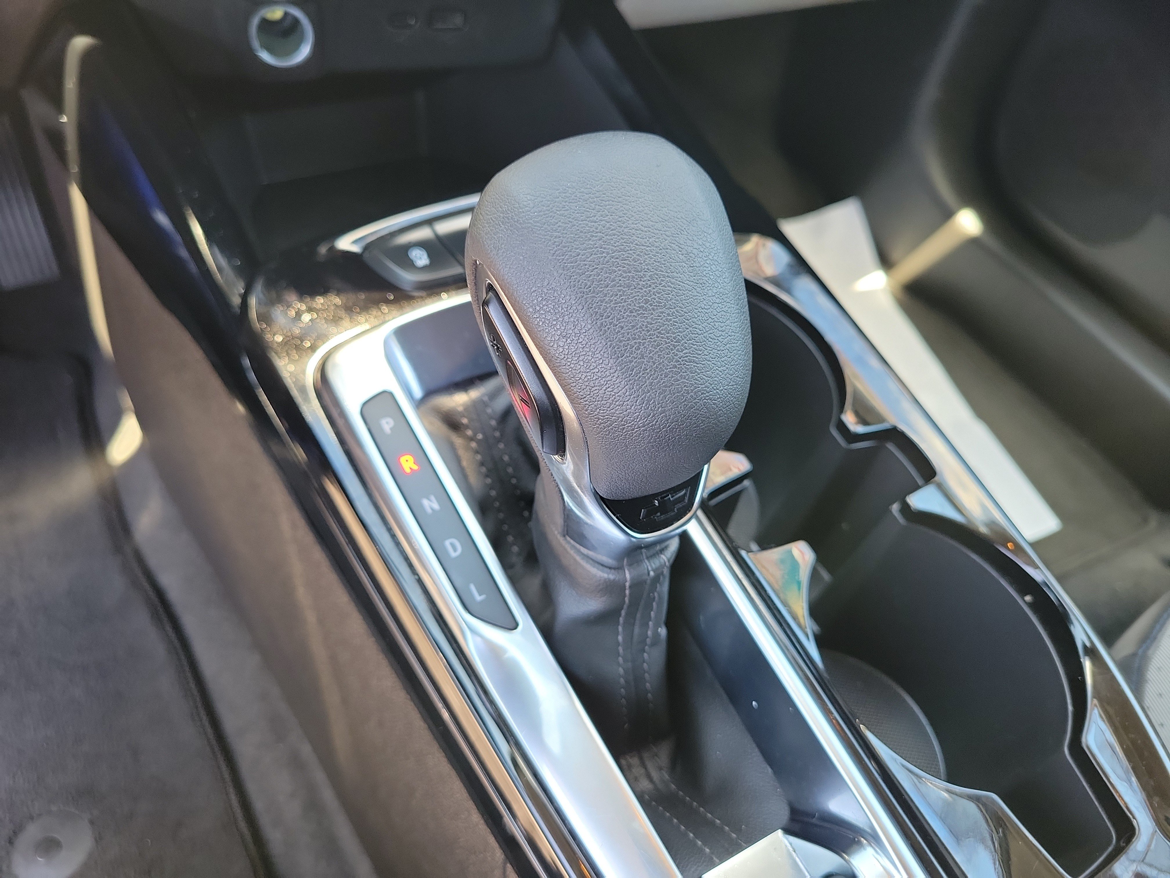 Used 2025 Chevrolet Trax LT FWD image 30