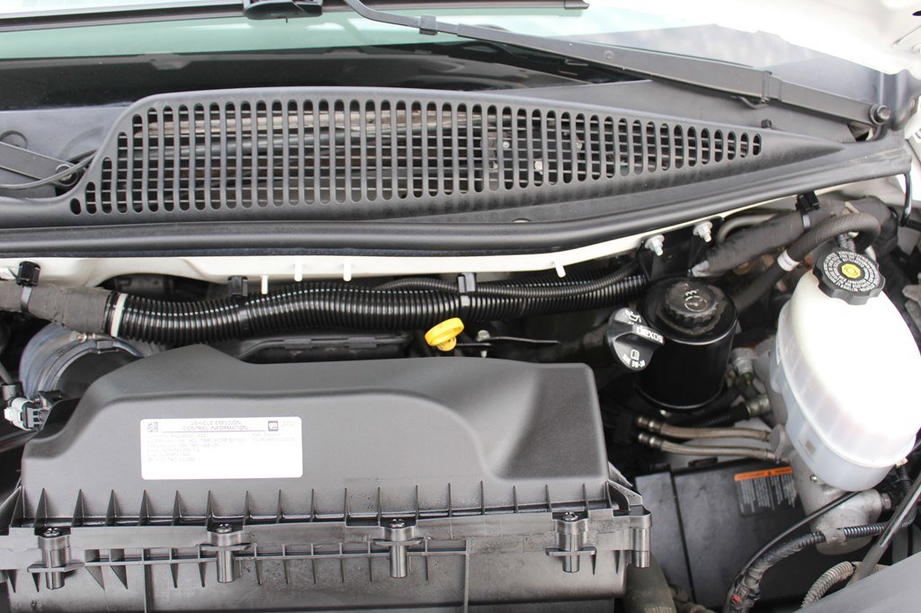 Used 2022 Chevrolet Express 2500 w/ Driver Convenience Package RWD image 32