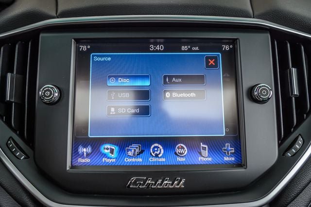 Used 2016 Maserati Ghibli RWD image 19