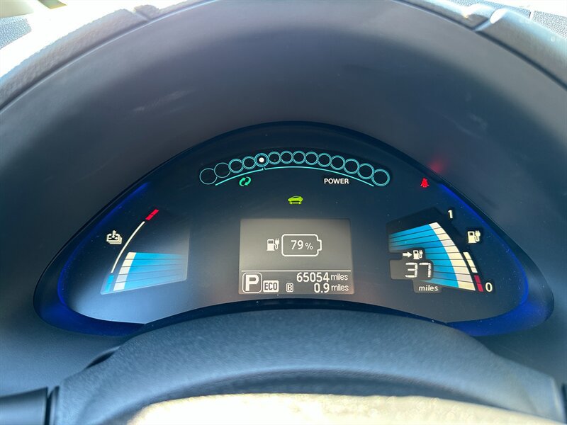 Used 2017 Nissan Leaf S w/ Charge Package FWD image 23