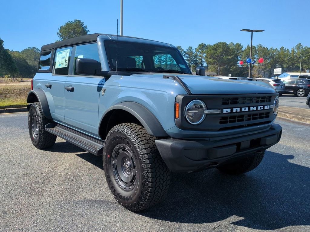 New 2025 Ford Bronco Base w/ Sasquatch Package image 2