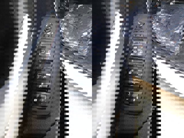 Used 2023 RAM 1500 Big Horn image 15