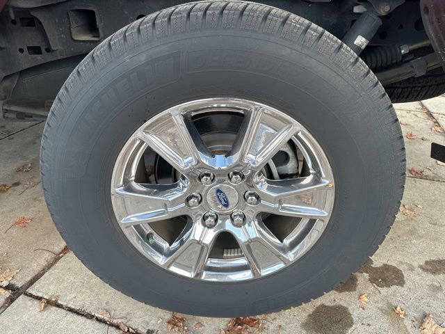 Used 2015 Ford F150 Lariat image 10