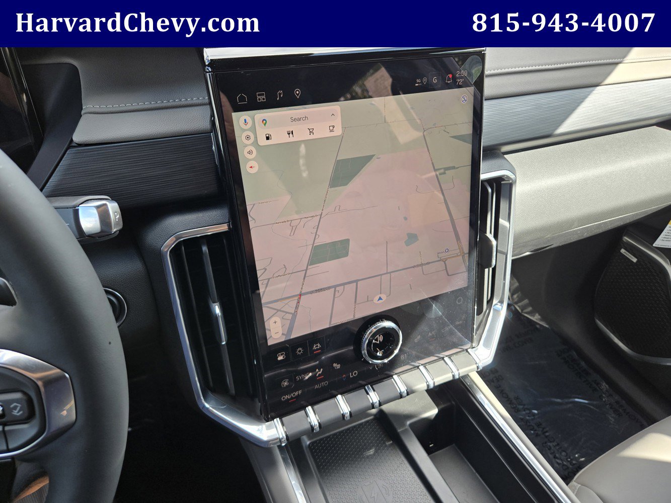 Used 2025 GMC Acadia Elevation w/ Elevation Premium Package image 8