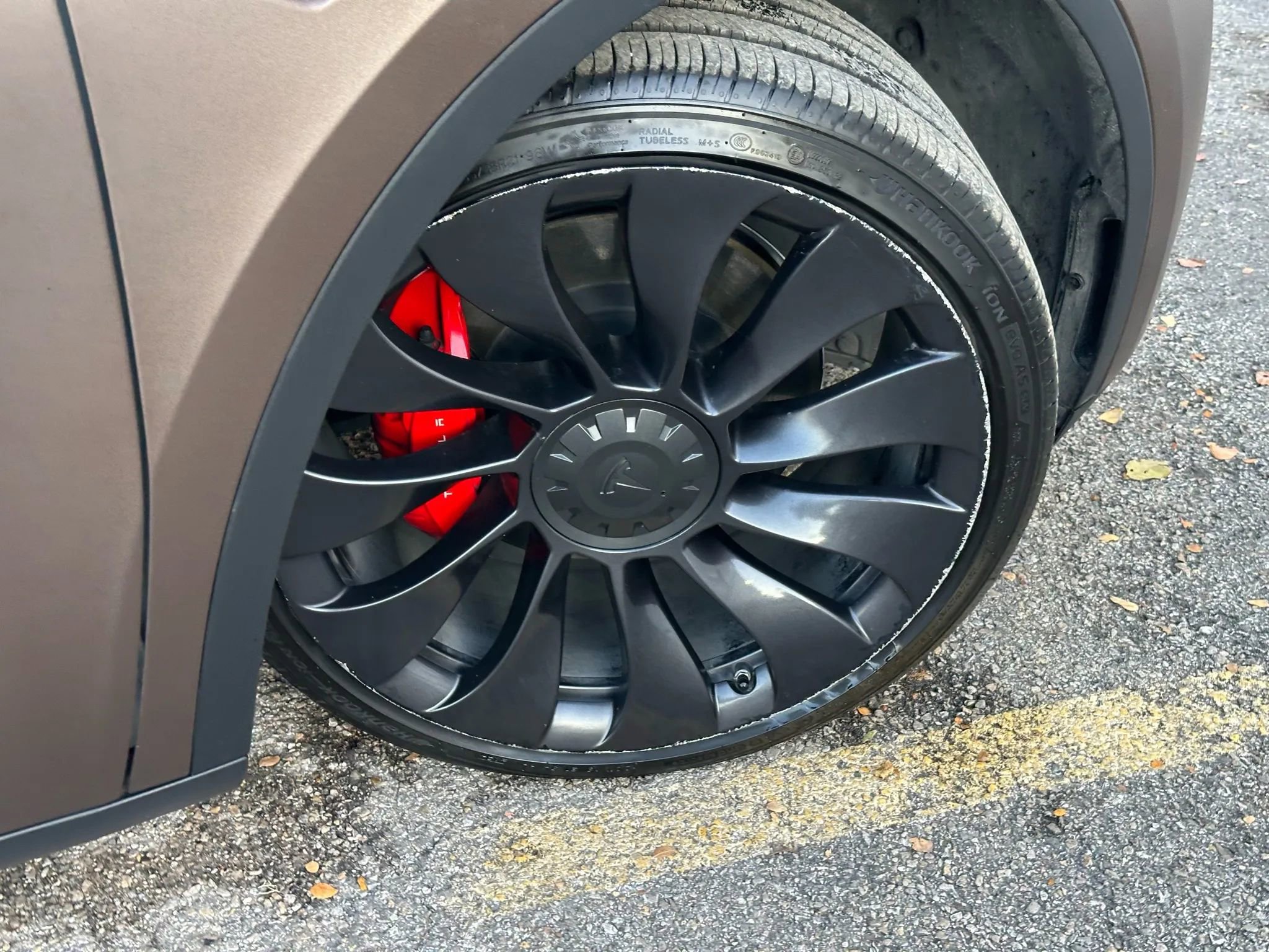 Used 2021 Tesla Model Y Performance image 37