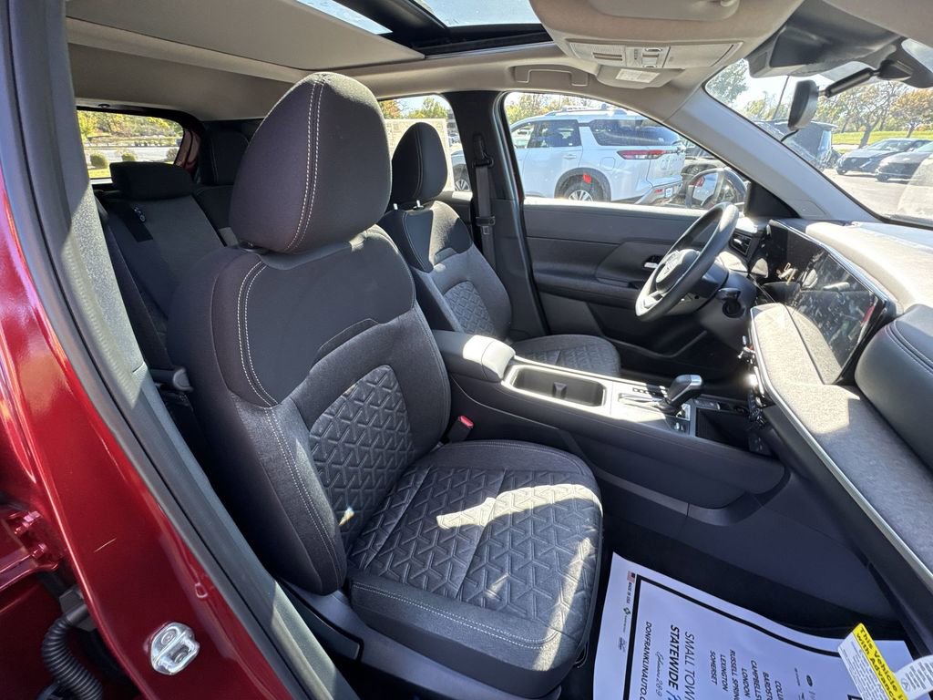 New 2026 Nissan Kicks SV w/ SV Premium Package image 24