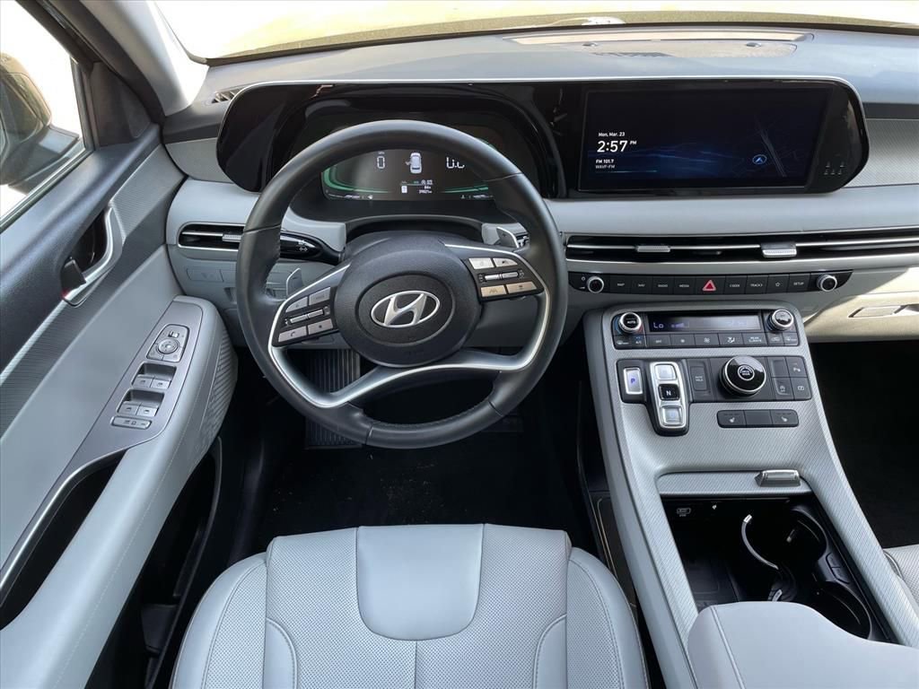 Used 2025 Hyundai Palisade SEL image 3