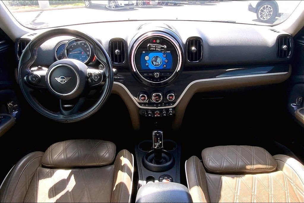 Used 2020 MINI Cooper Countryman S w/ Signature Upholstery Package image 13