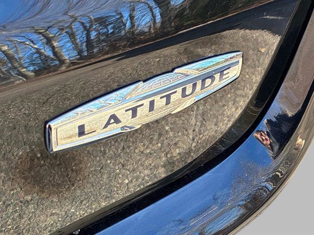 Certified 2022 Jeep Compass Latitude image 11