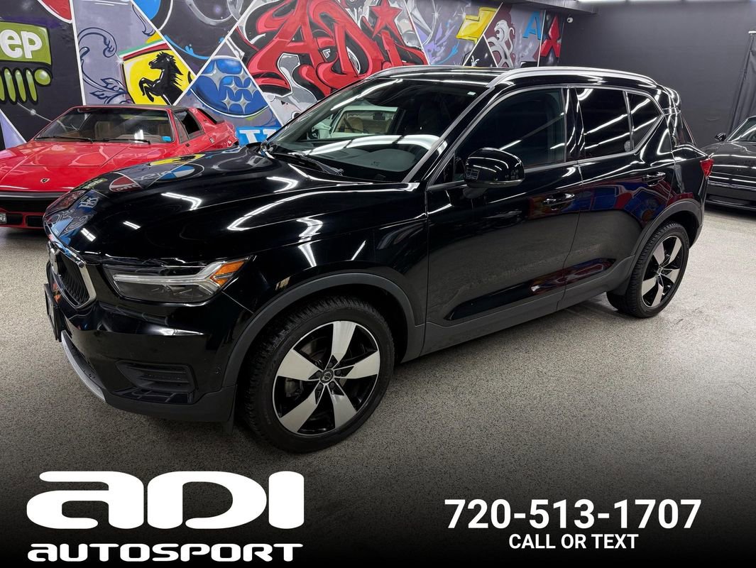 Used 2019 Volvo XC40 T5 Momentum