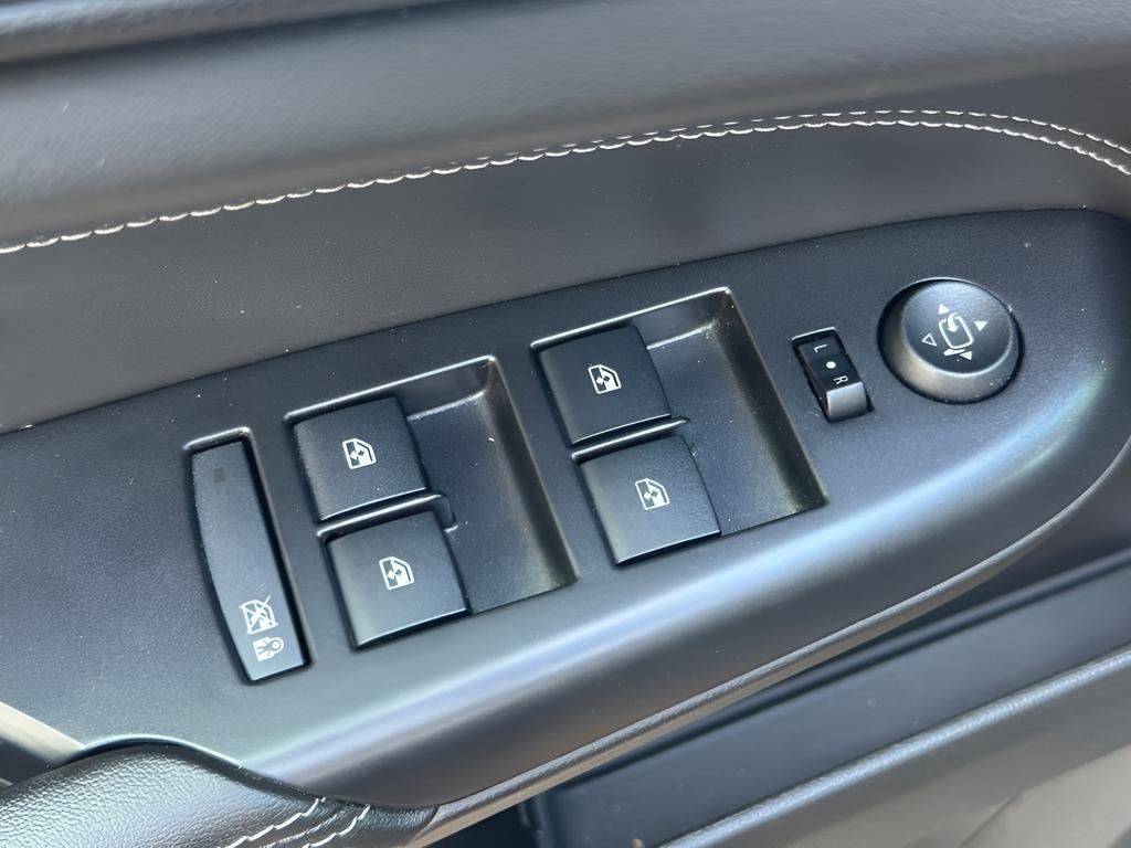 Used 2013 Cadillac SRX Performance FWD image 11