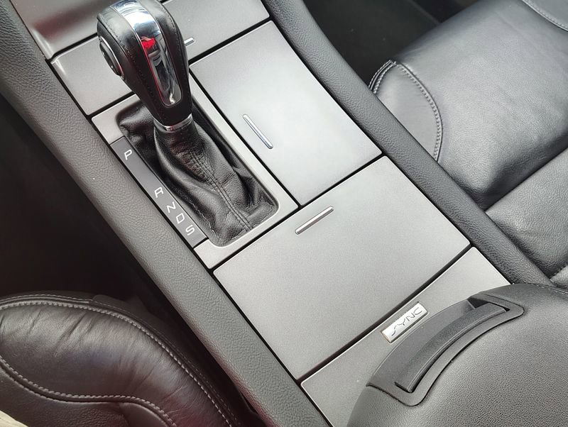 Used 2017 Ford Taurus SEL FWD image 18