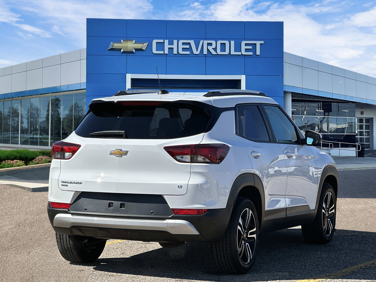 Certified 2025 Chevrolet TrailBlazer LT w/ Convenience Package image 4