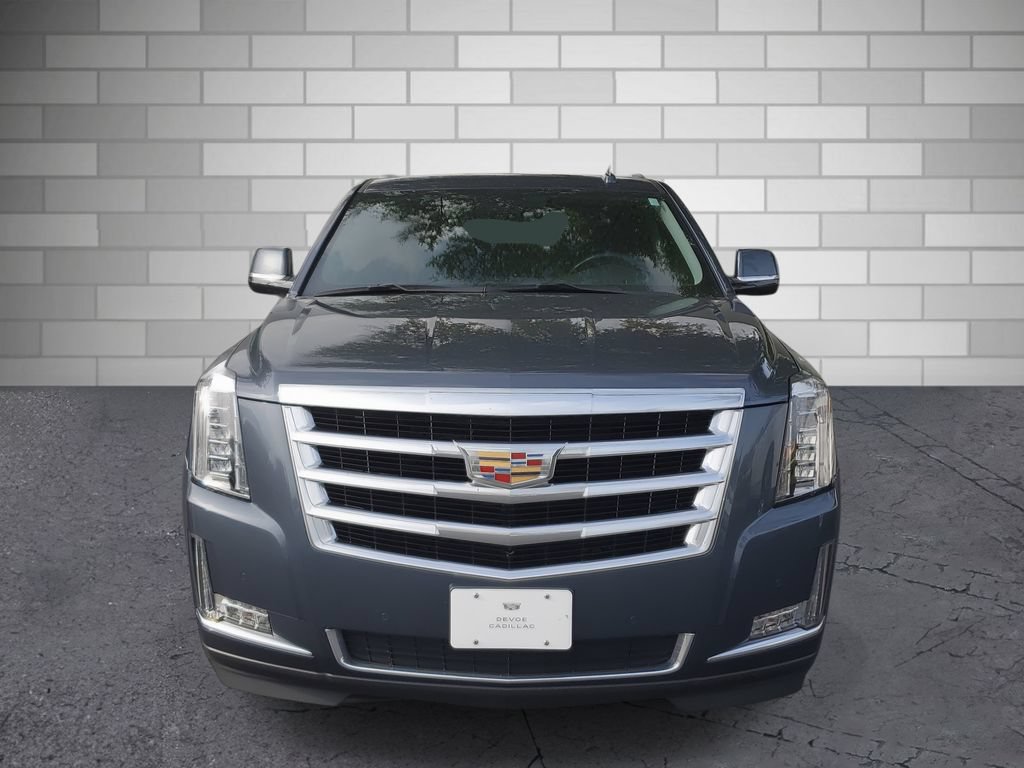 Used 2020 Cadillac Escalade Luxury AWD/4WD image 8
