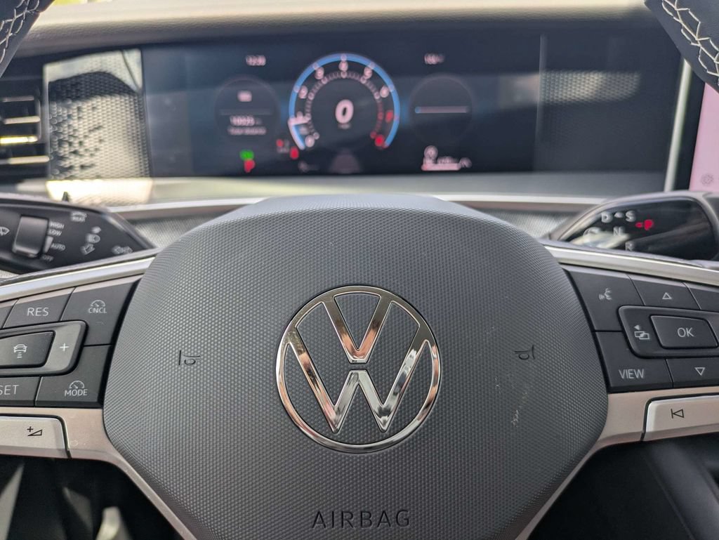 Used 2026 Volkswagen Tiguan S AWD/4WD image 32