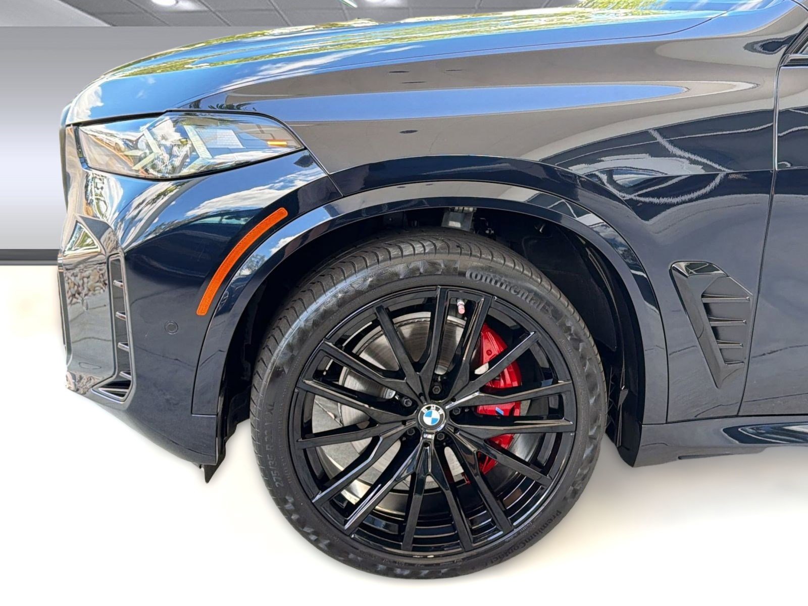 Certified 2024 BMW X5 xDrive40i w/ M Sport Package image 12